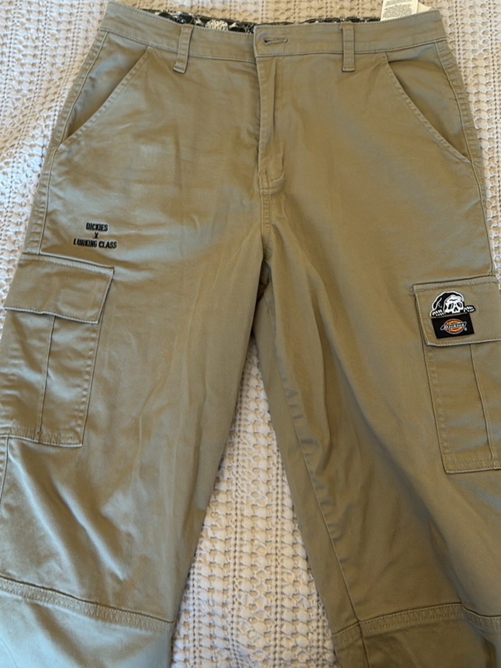Dickies Women's Straight Leg Cargo Pants in Khaki